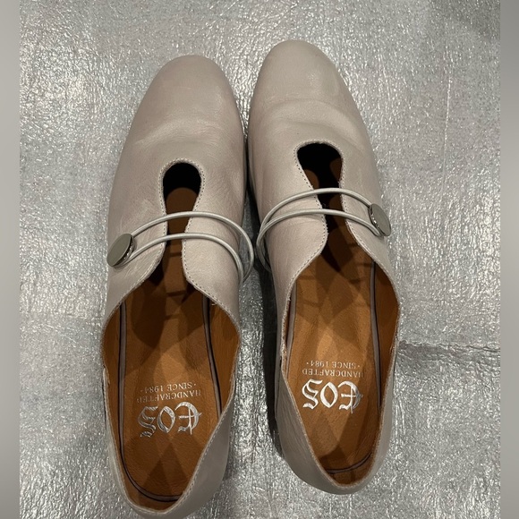[39/8-8.5]EOS Gray Leather Flats with Strap and Rounded Toe Australian Brand - Picture 3 of 11